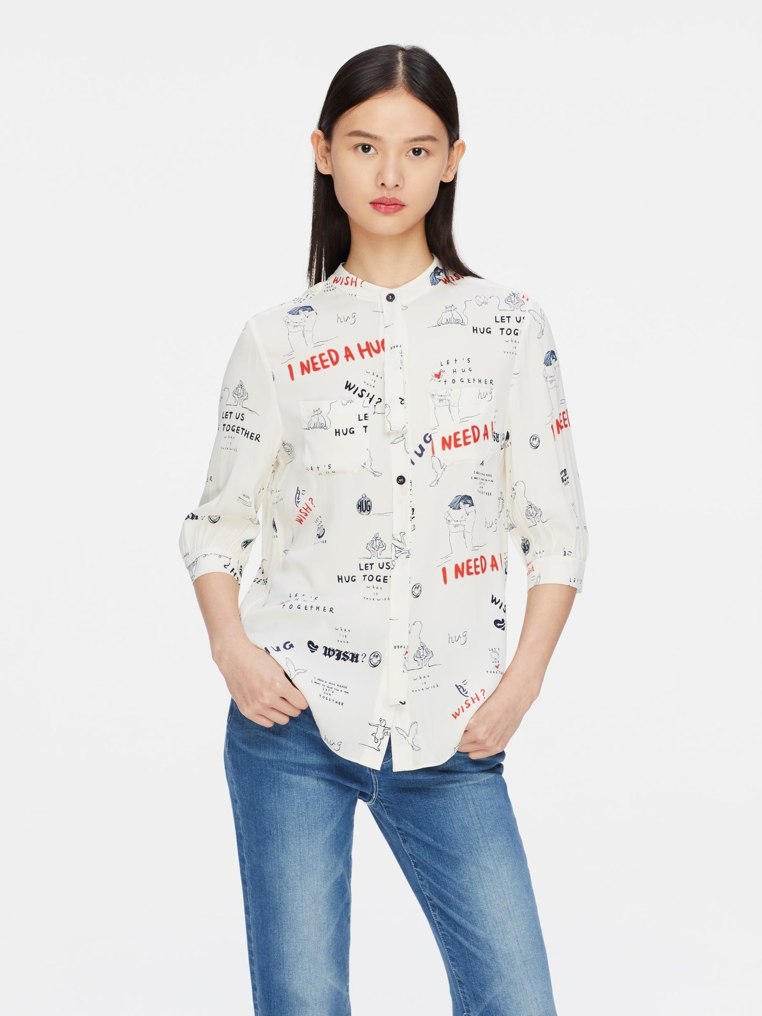 "I NEED A HUG" Printed Shirt | White