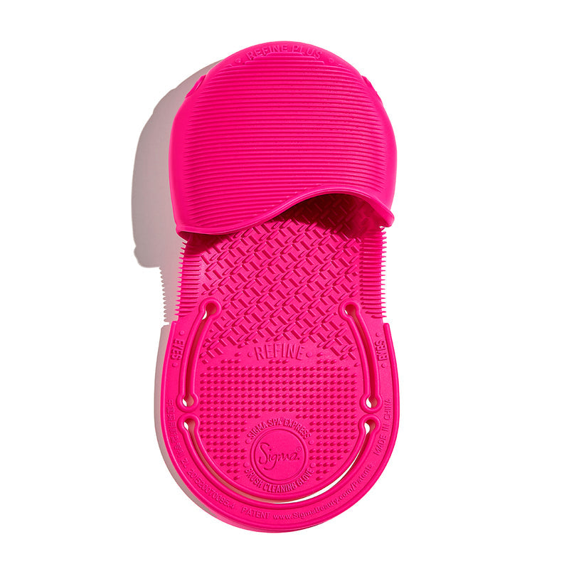 Sigma Spa Express Brush Cleaning Glove | Pink