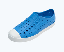 Angled view of a Native Shoes Jefferson | Resting Blue/ Shell White Footwear