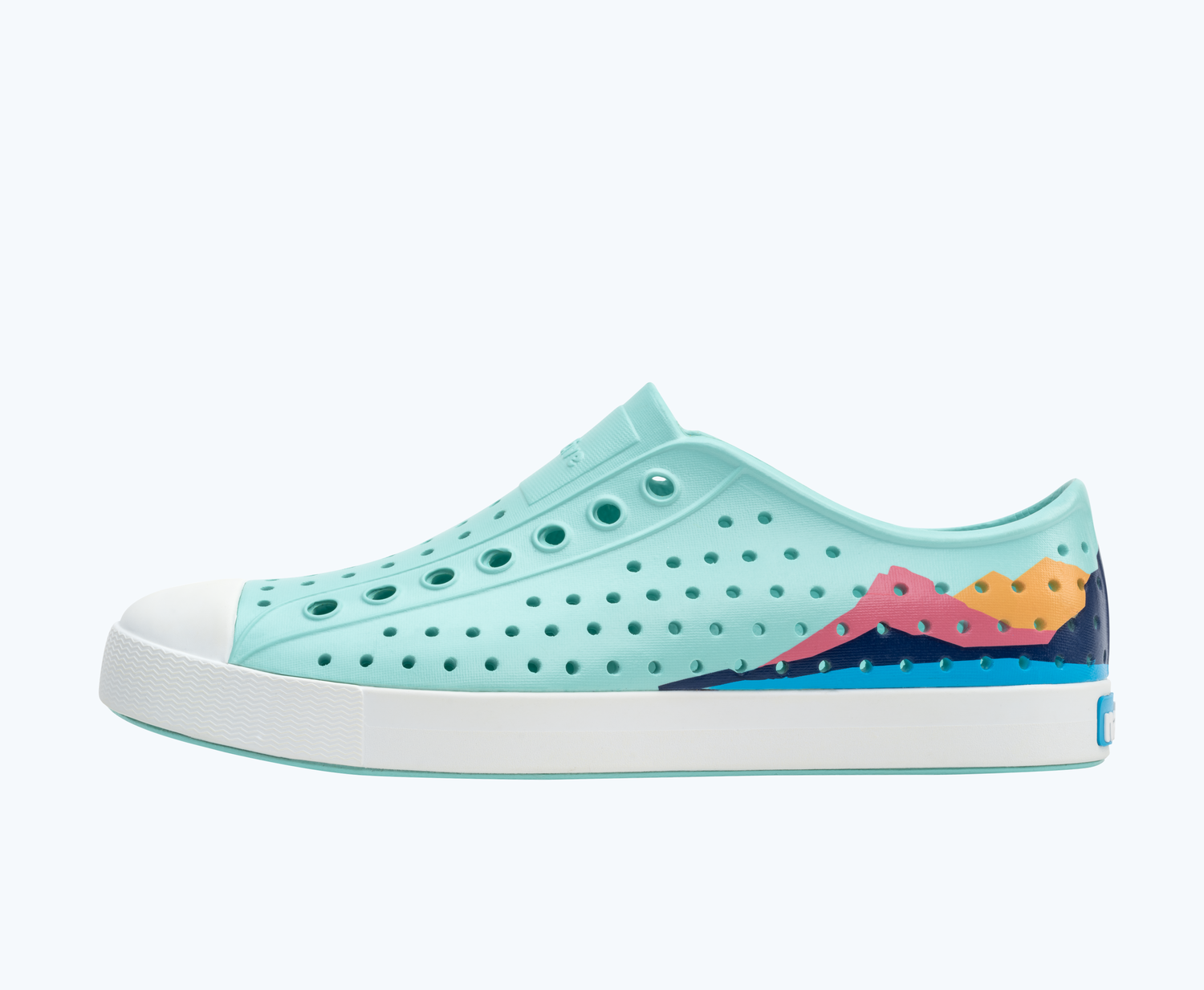 Side view of a Native Shoes Adults Jefferson Block | Hydrangea Blue/ Coastal Blue/ Regatta Mountain Block Footwear
