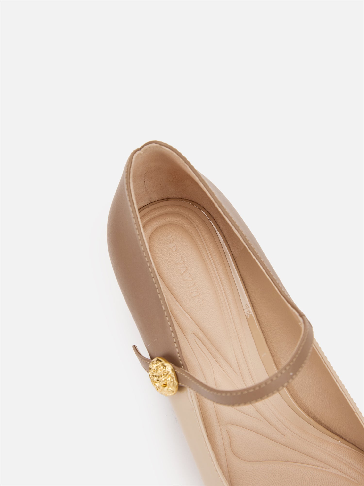 Color-Blocked Chunky Heel Mary Janes | Beige