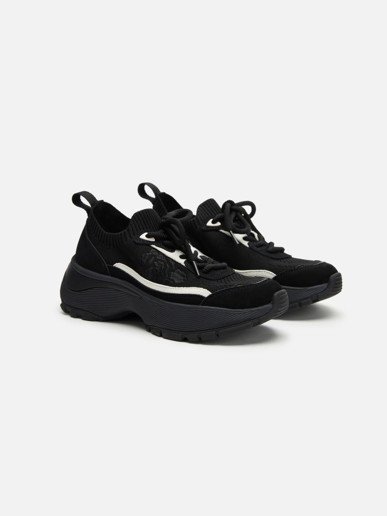 Sneaker | Black