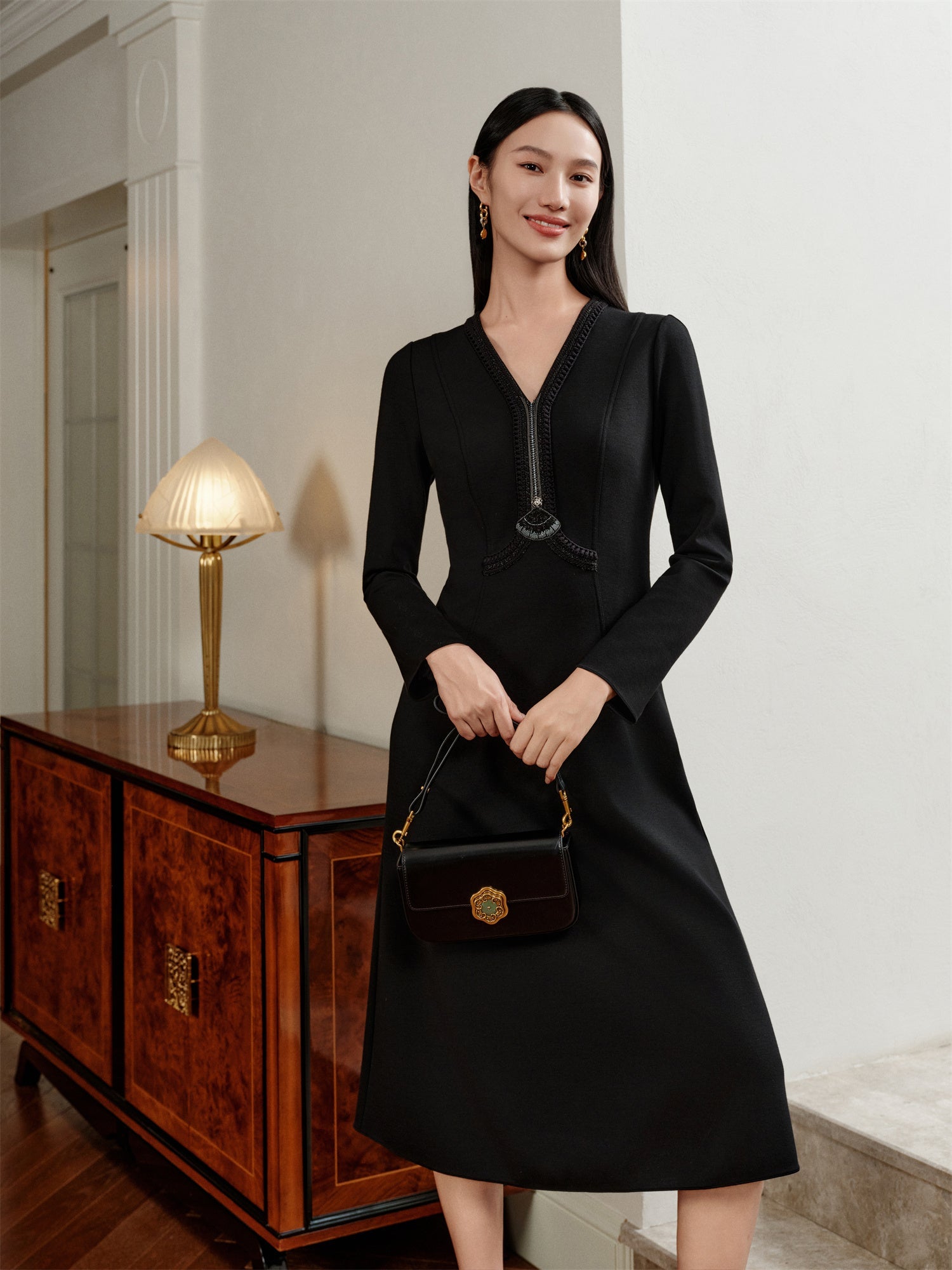 V-Neck Waist-Cinching A-Line Mid-Length Dress | Black