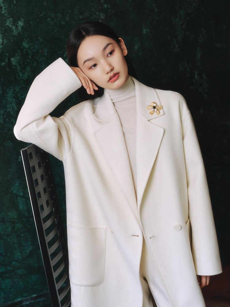 Alashan Cashmere Coat | White