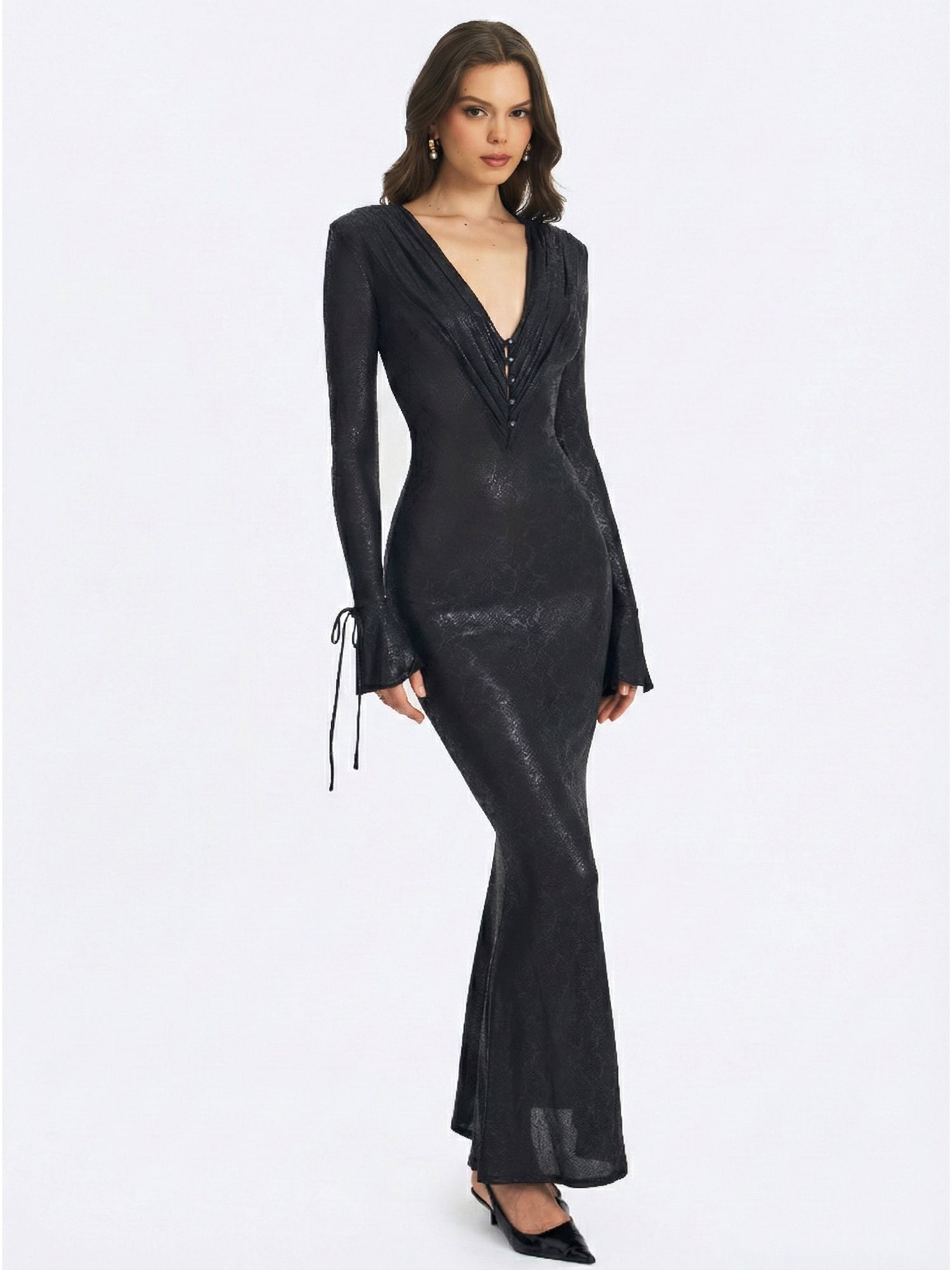 Ilysia V-Neck Plunge Snakeskin Mermaid Hem Maxi Dress | Black