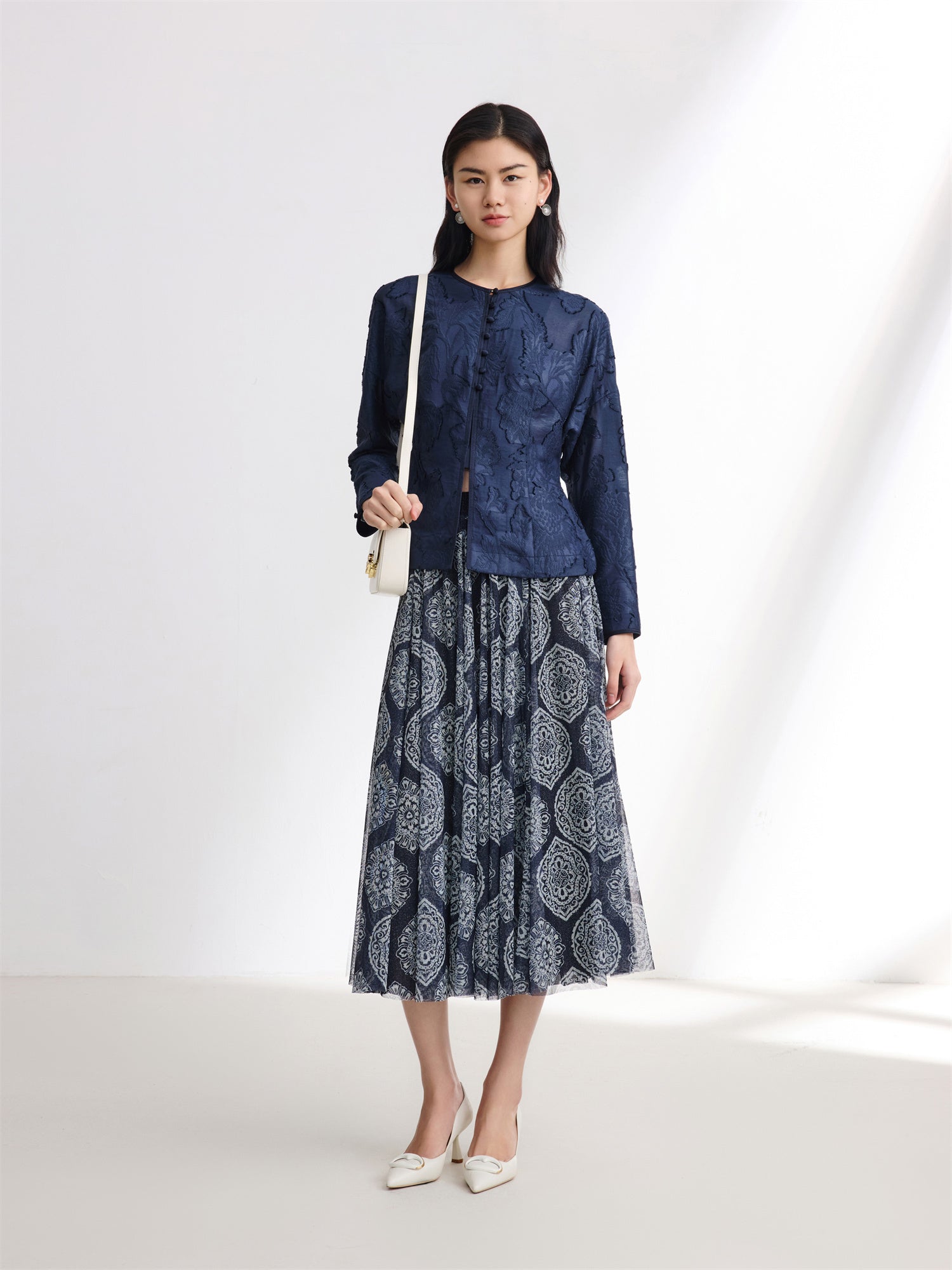 Silk Feather Light Jacket | Black