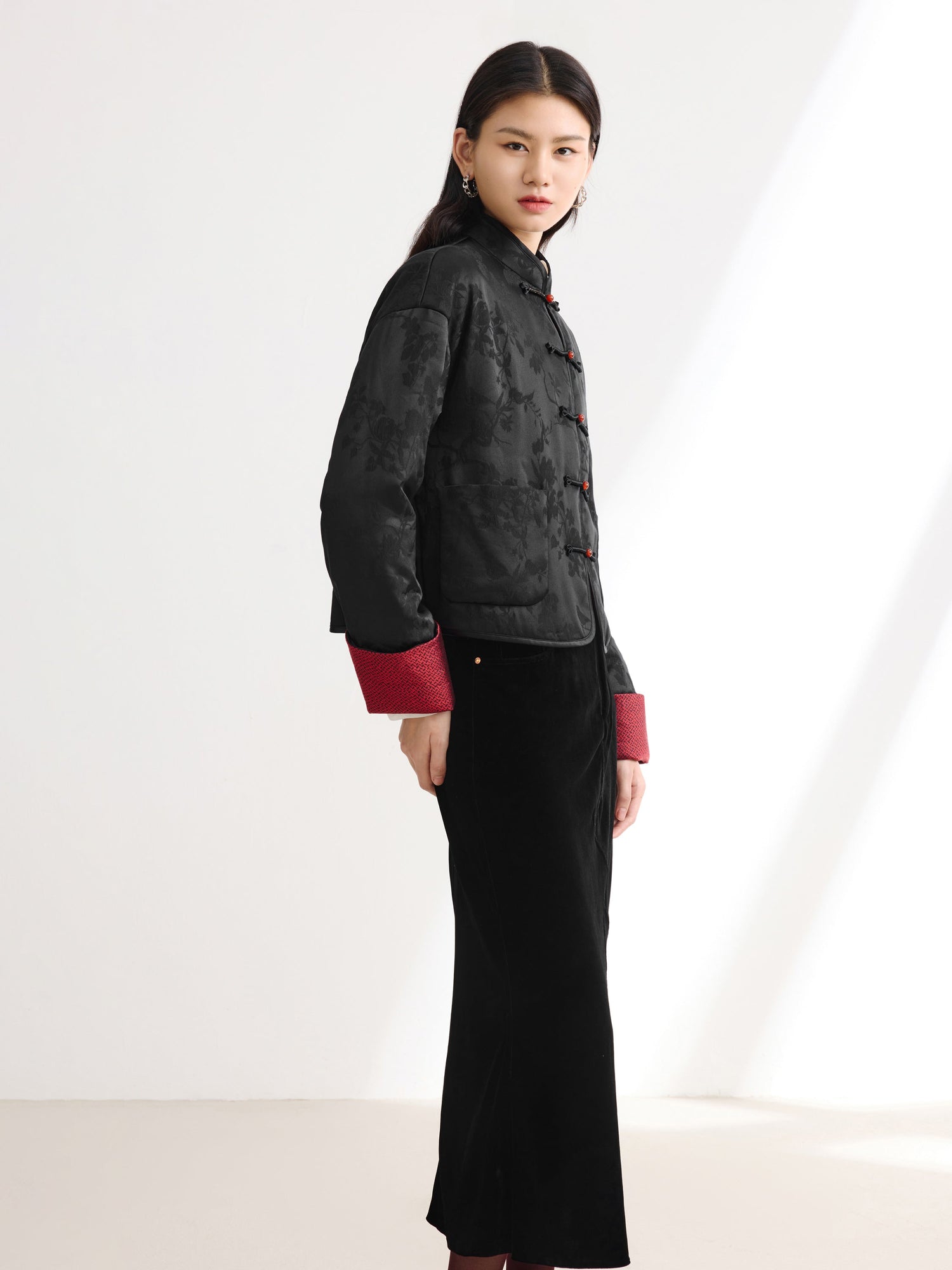 Mulberry Silk Neo-Chinese Jacquard Coat | Black
