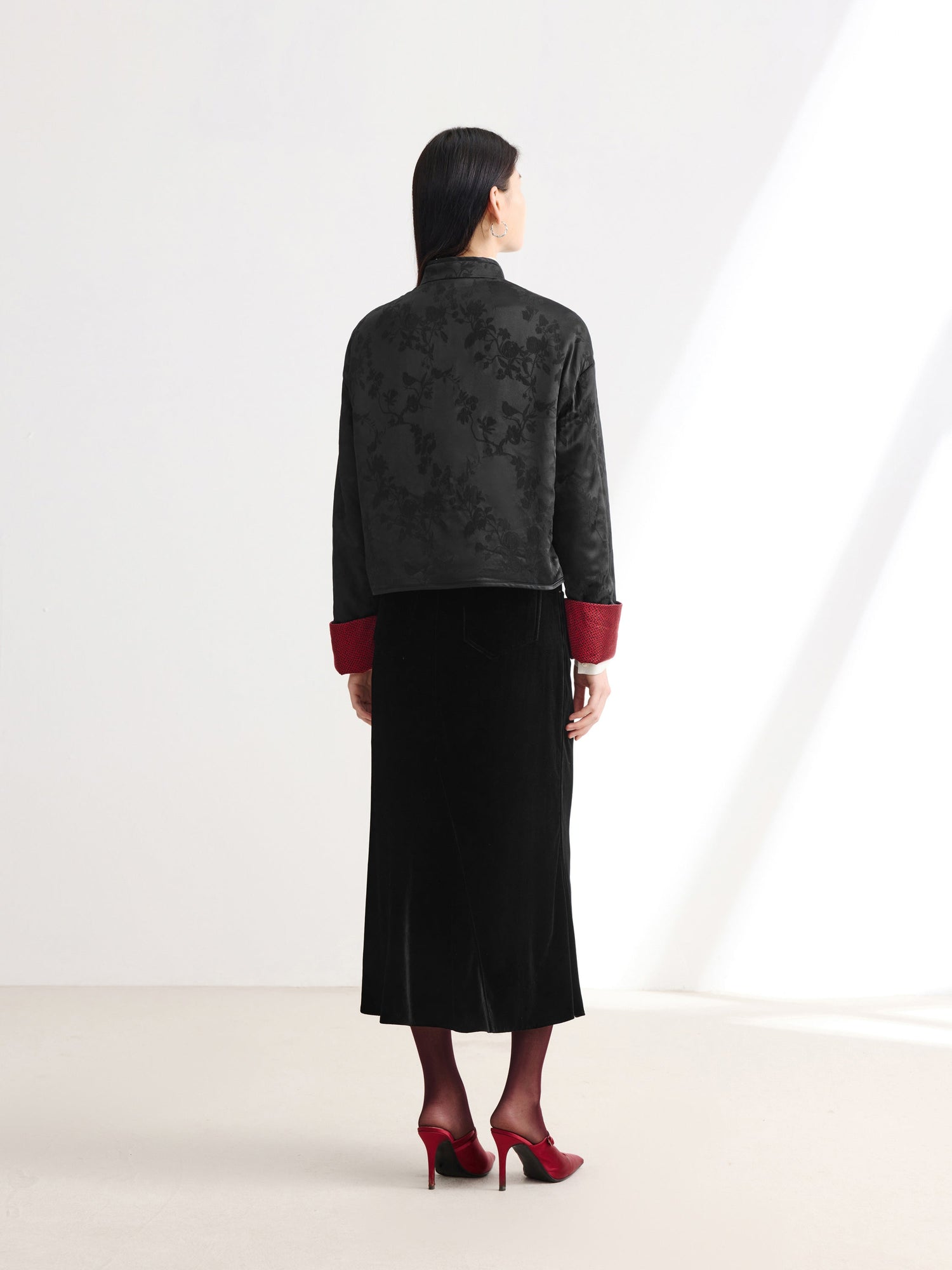 Mulberry Silk Neo-Chinese Jacquard Coat | Black
