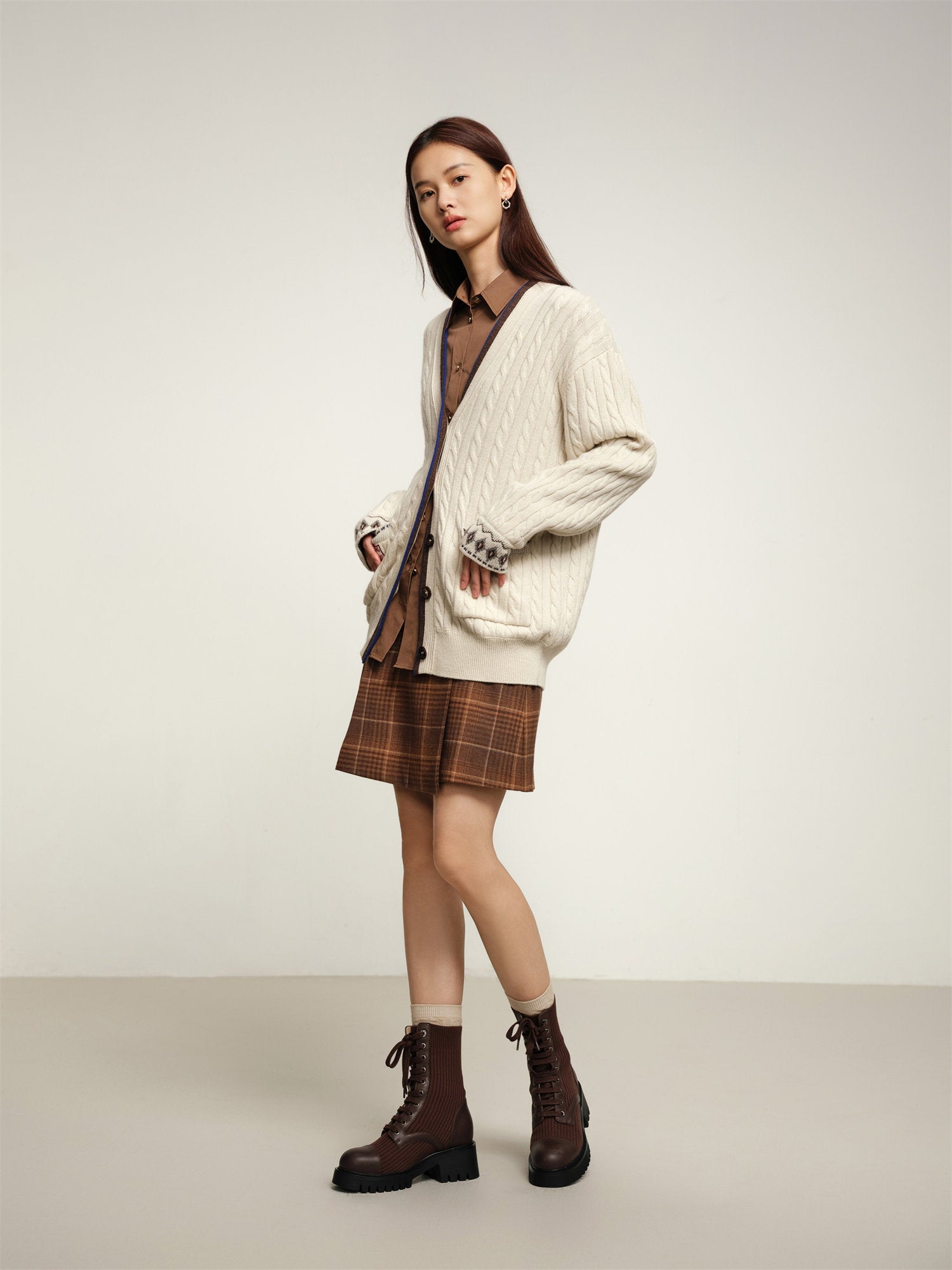 Yak Wool Ethnic Jacquard Cable Knit Cardigan | Beige
