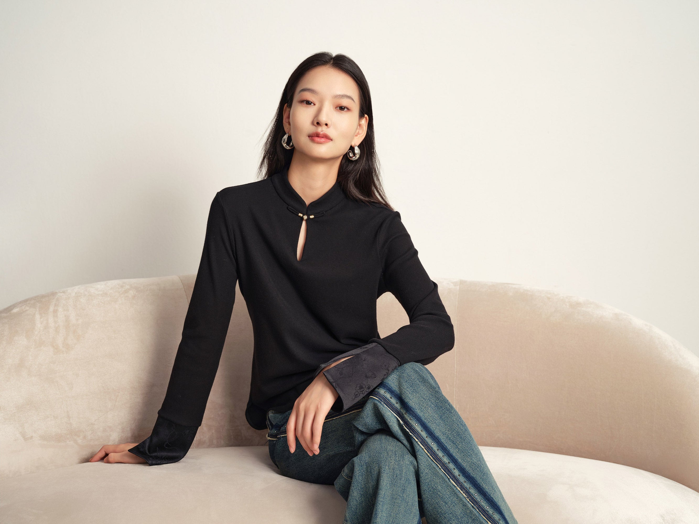 Mandarin Collar Long-Sleeve Top | Black
