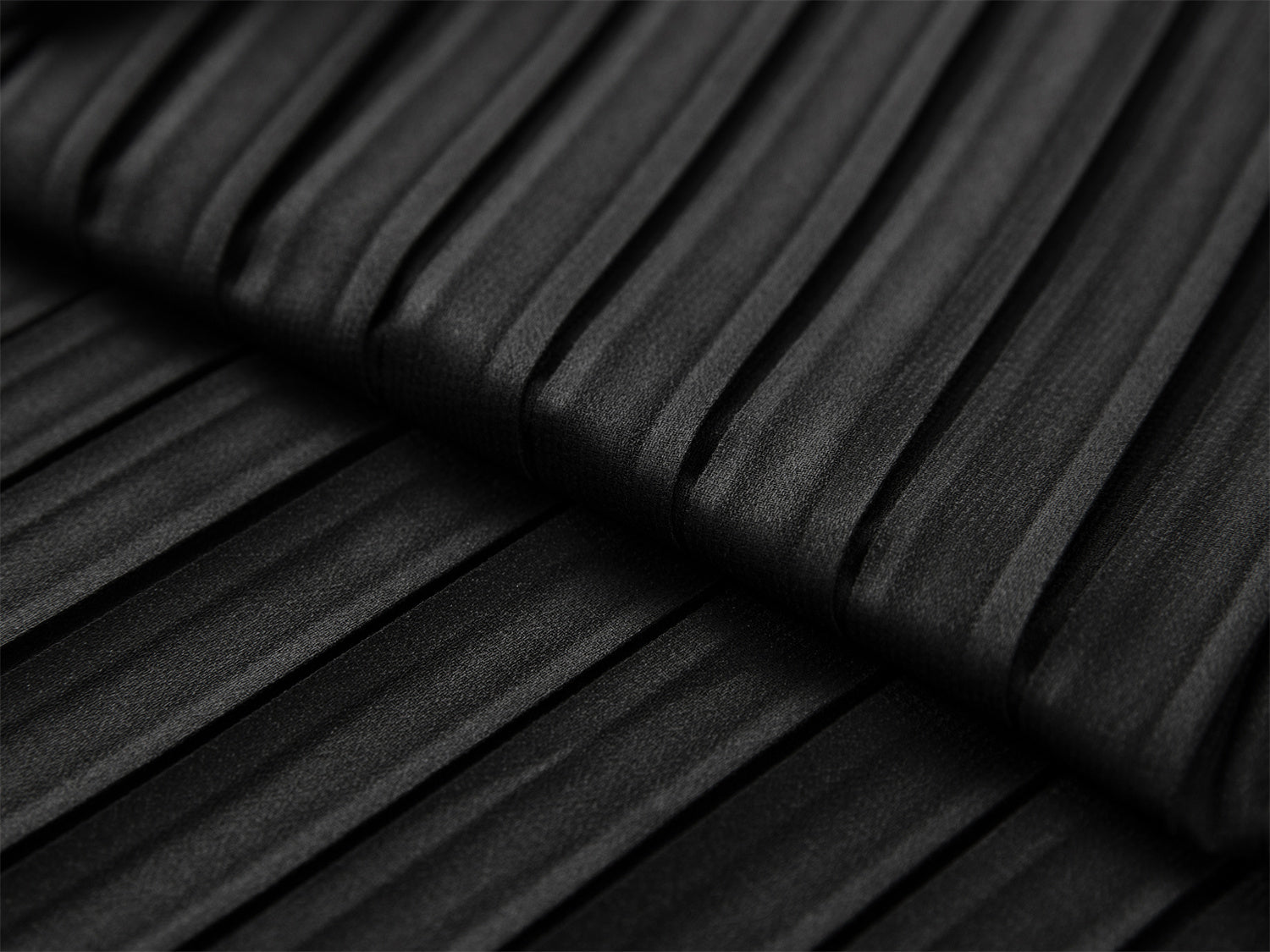 Pleated Waist-Cinched Dress | Black