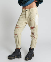 Saints Low Waist Boyfriend Denim Jeans | Vegas Gold