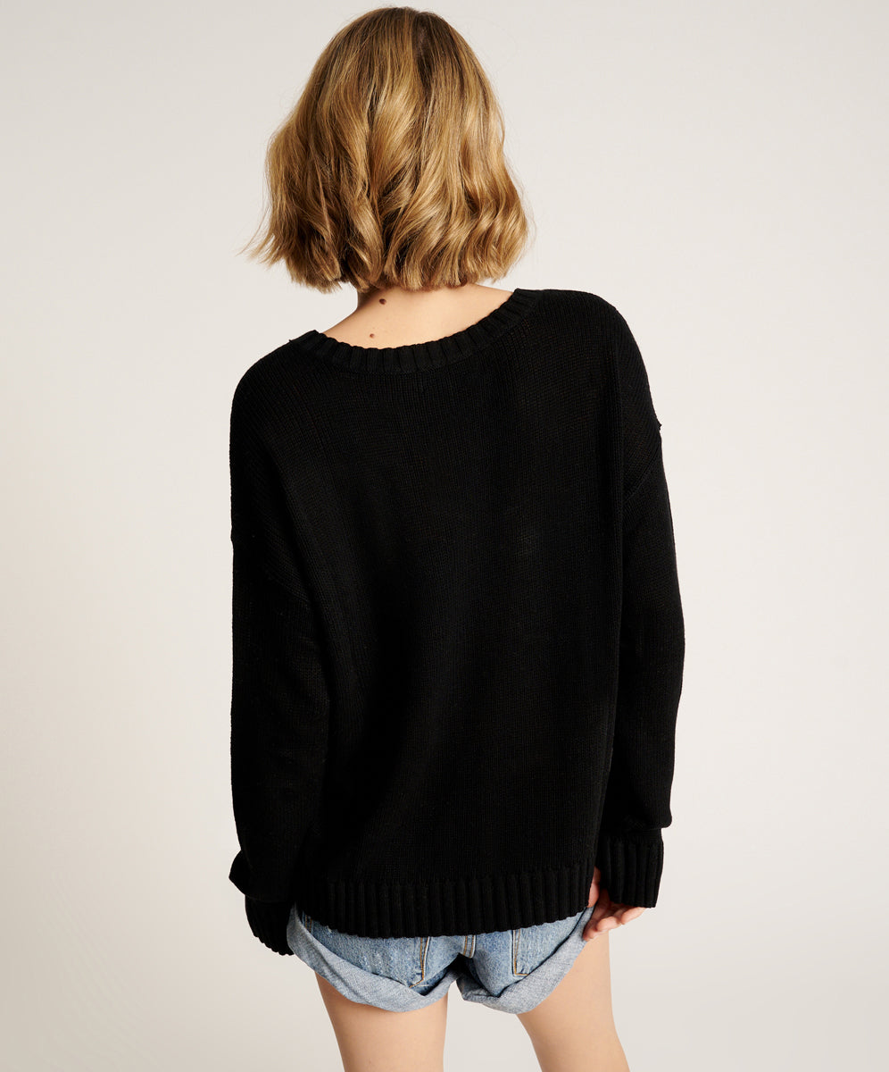 Classic Pocket Chunky Knit Sweater | Black