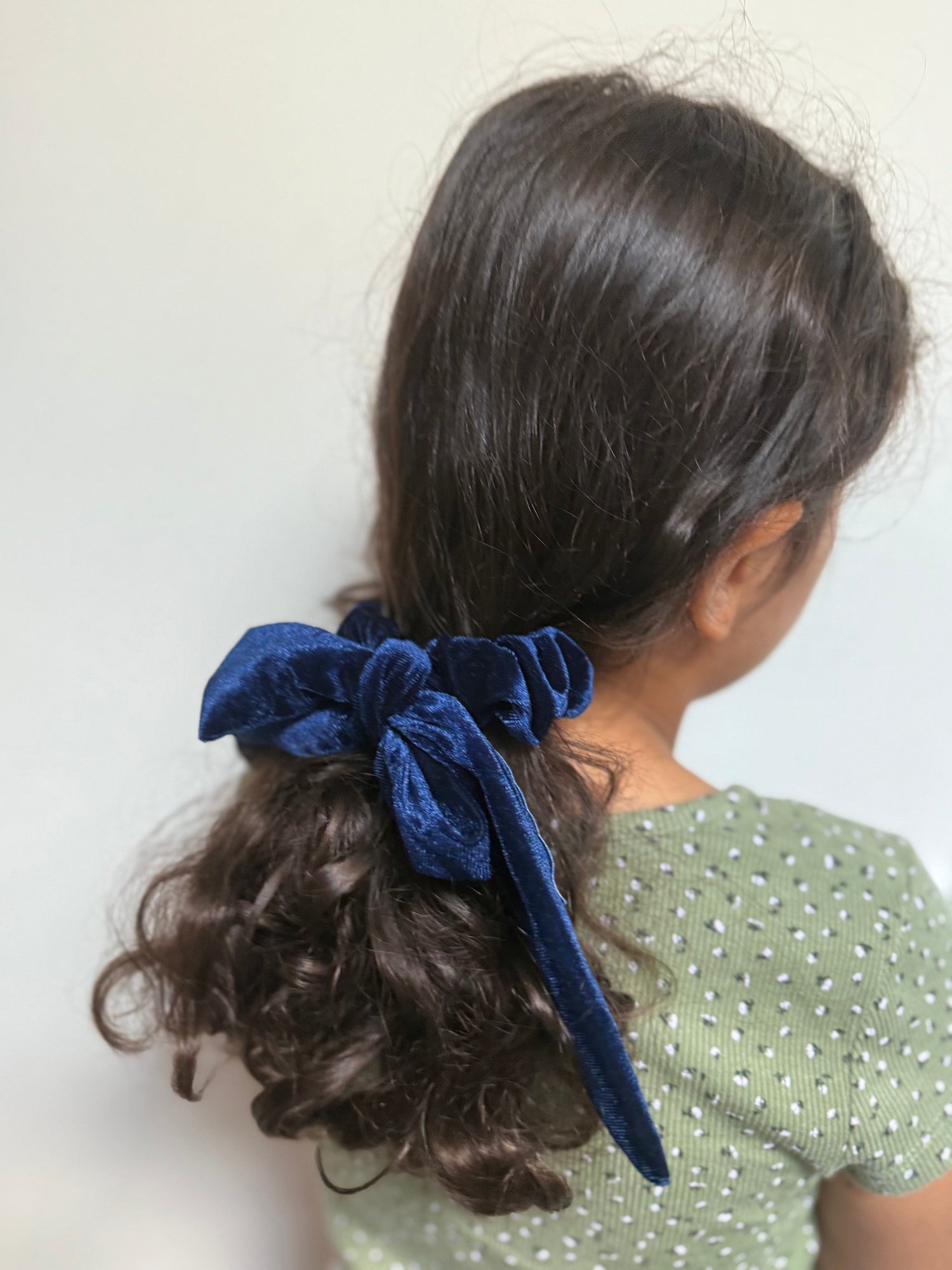 Girl | Velvet Scrunchie | Navy