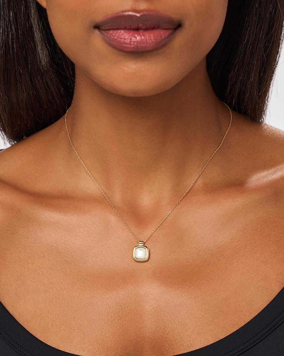 Clara Pendant | 14K Gold on Brass | Mother of Pearl