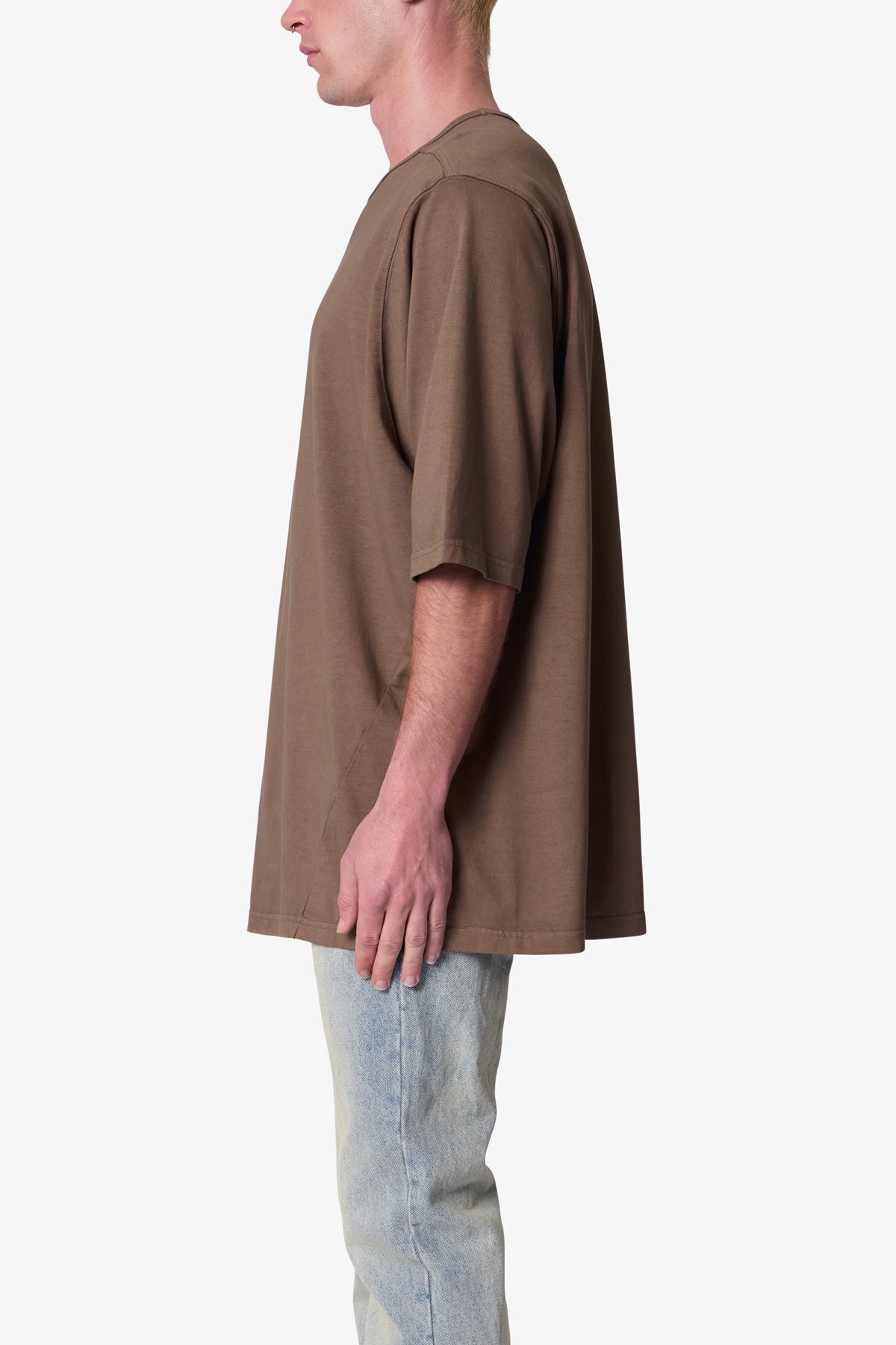 4 Eyelets Tee | Brown