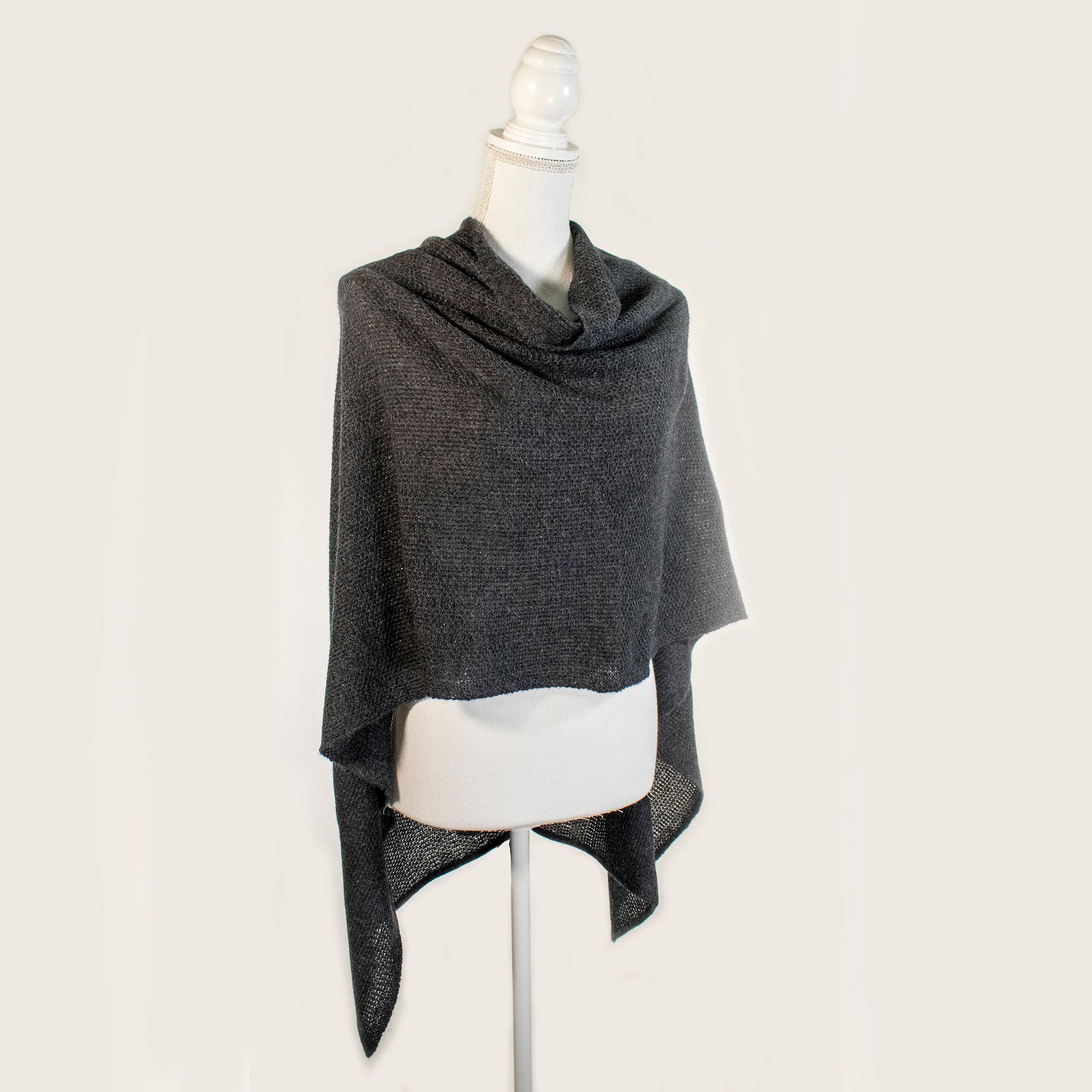 Cashmere Poncho Openwork | Charcoal