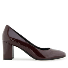 Betsy | Merlot Crinkle Patent Faux Leather