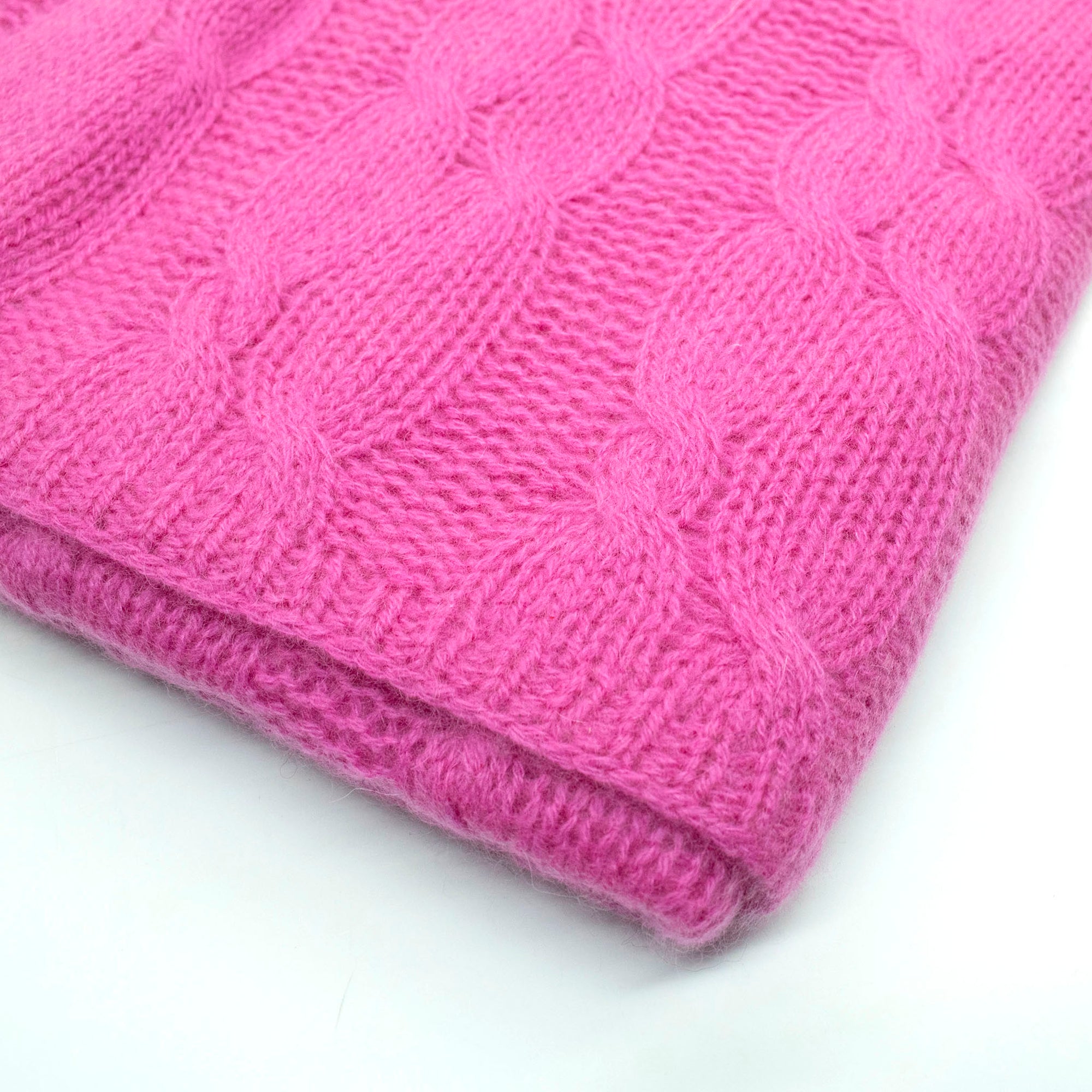 Womens | Cashmere Wrap with Cables | Fuschia