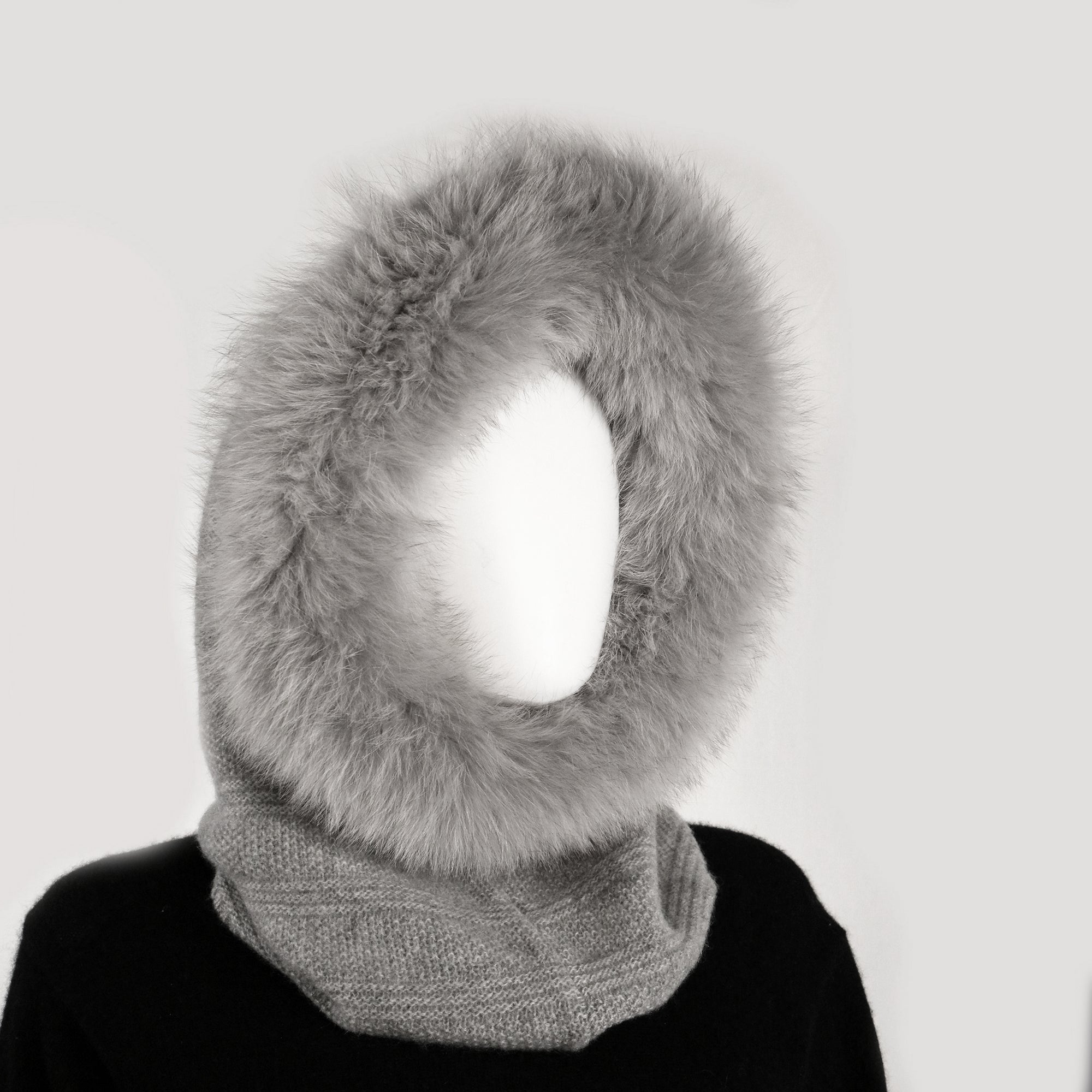 Womens | Cashmere Hood with Fur | Light Grey