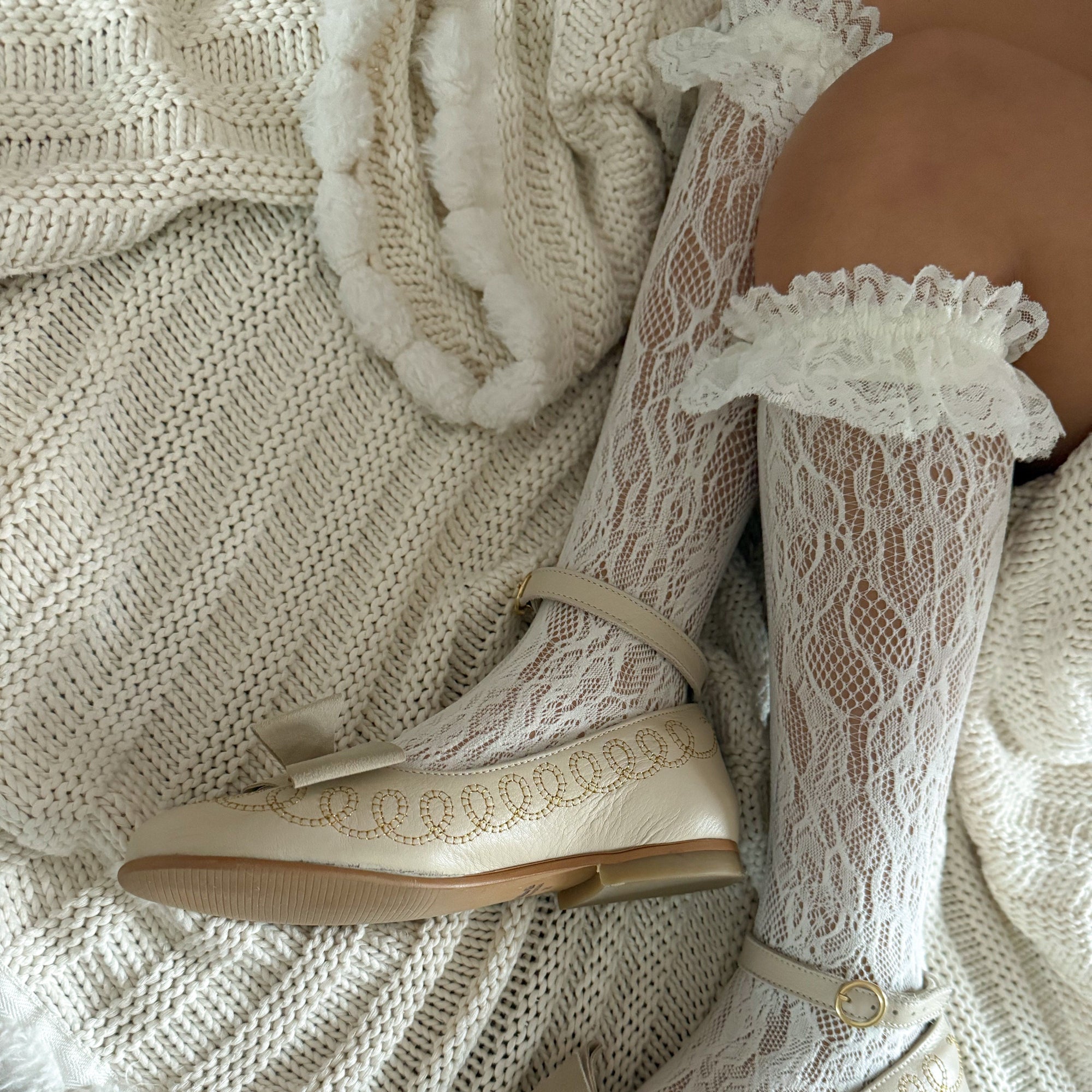 Girl | Lola Lace socks | Ivory