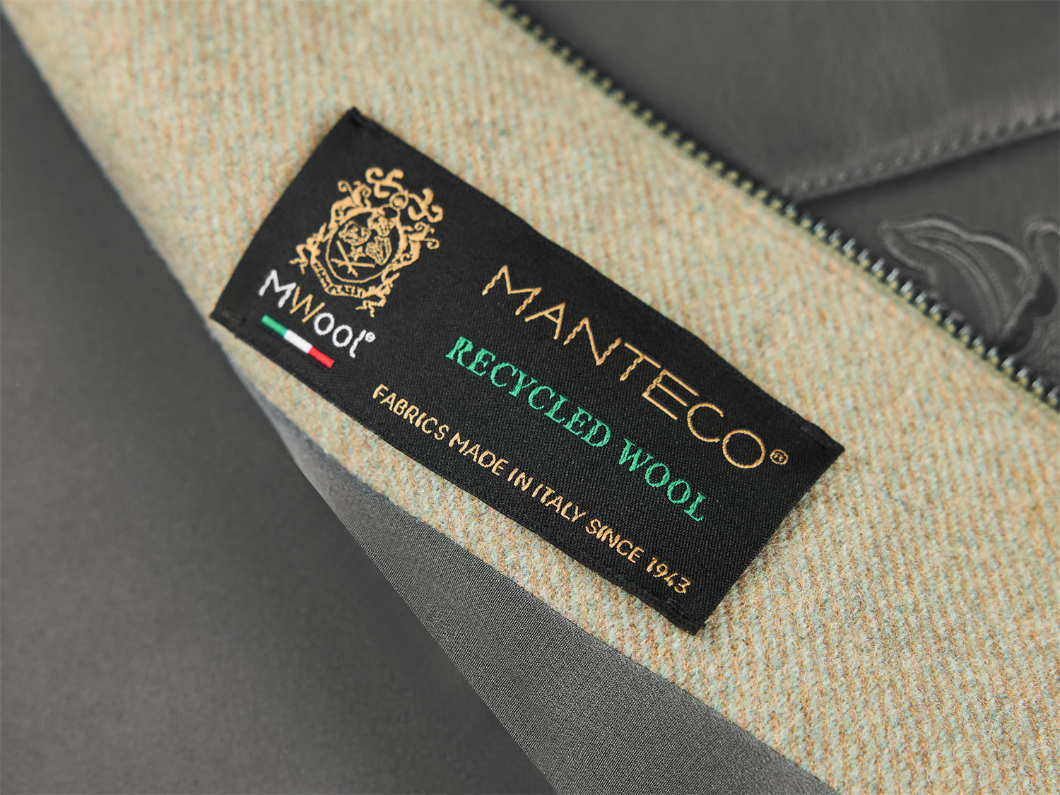 Classic Short Hooded Embroidered Jacket | Green