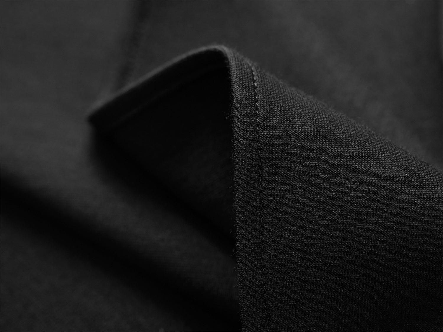 Wool Slim-Fit Dress | Black