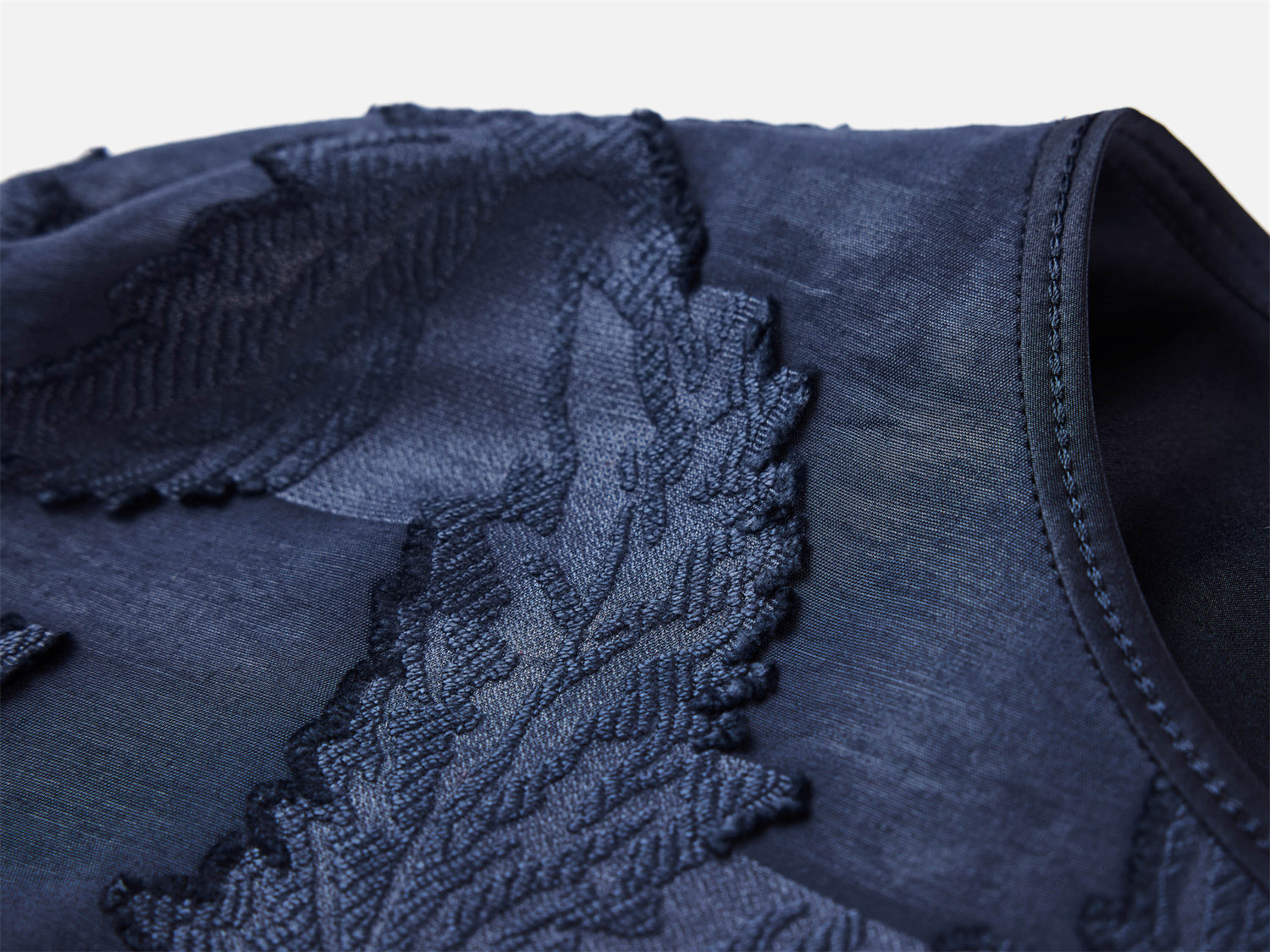 Silk Feather Light Jacket | Black