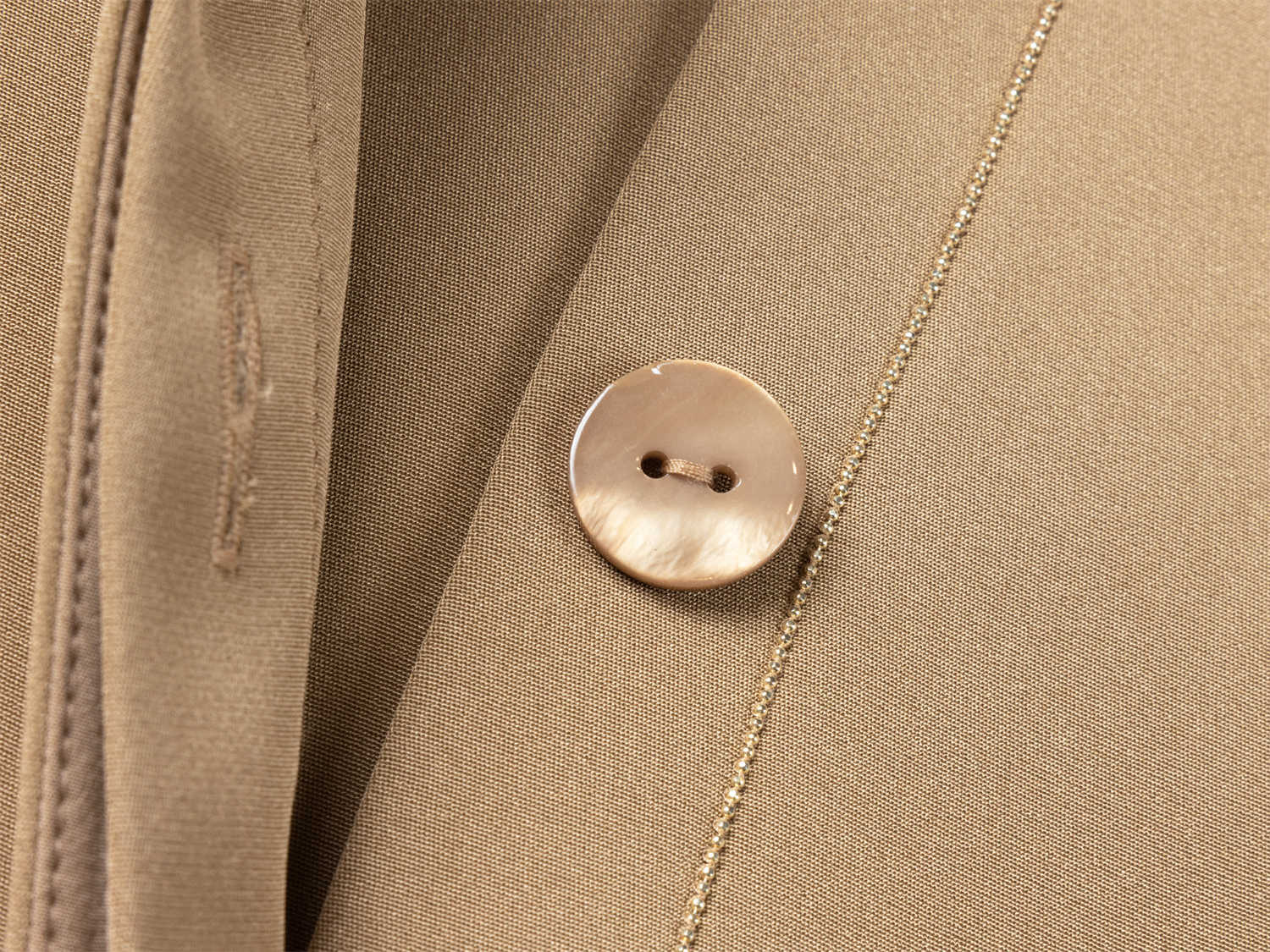 Mulberry Silk Sophisticated Jacket | Khaki