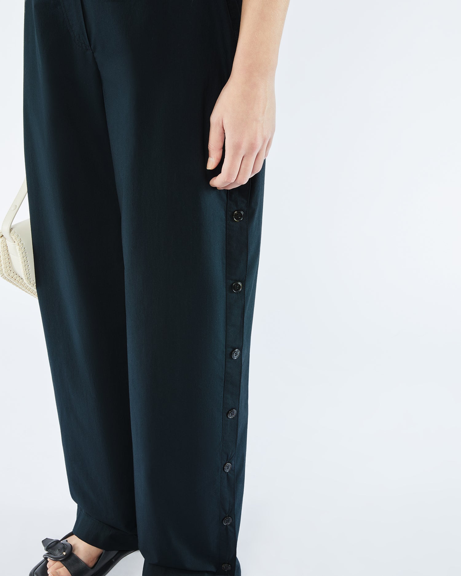 Nessa Cotton Straight-Leg Pants | Off Black