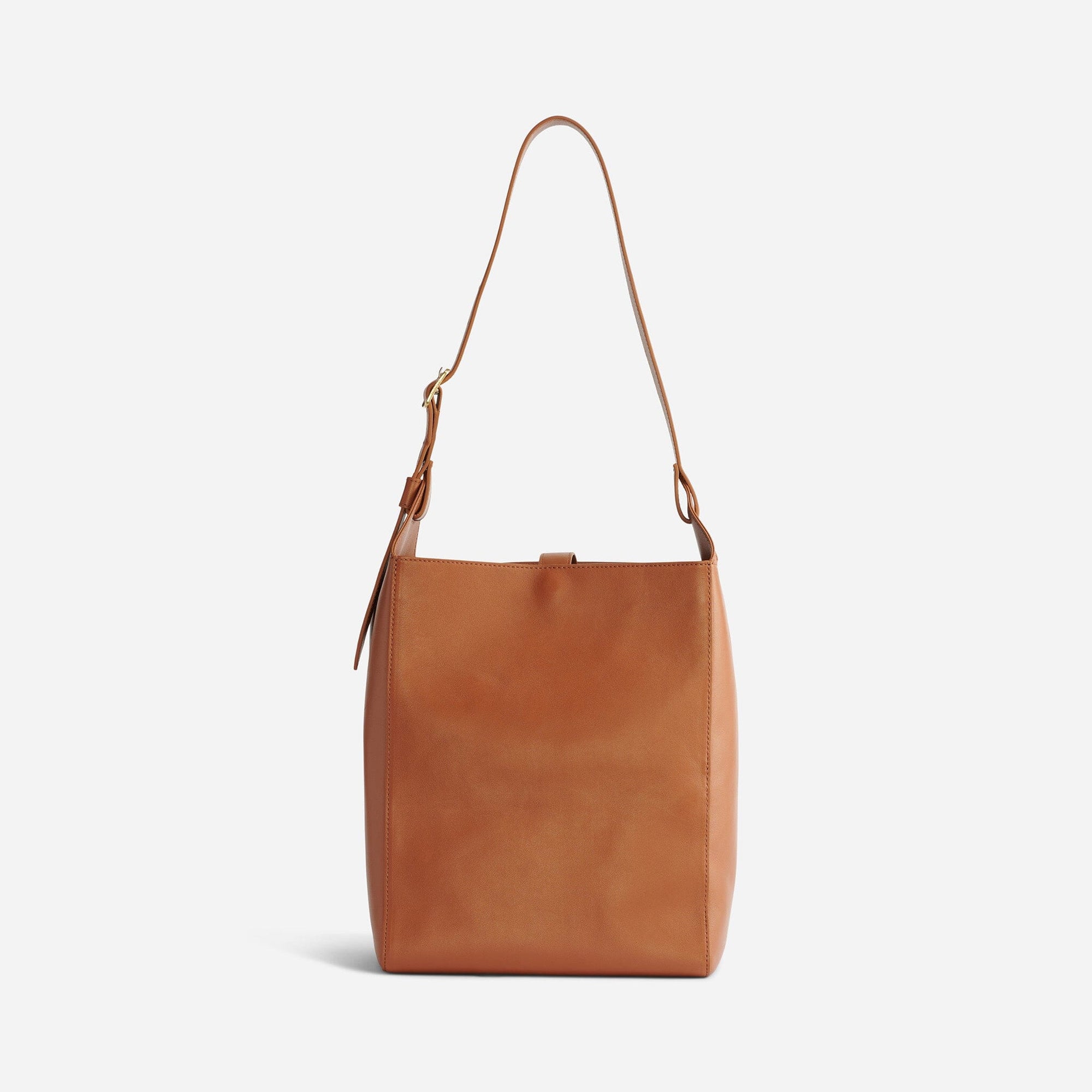 Cecilia Go-To Shoulder Bag Caramel Nisolo