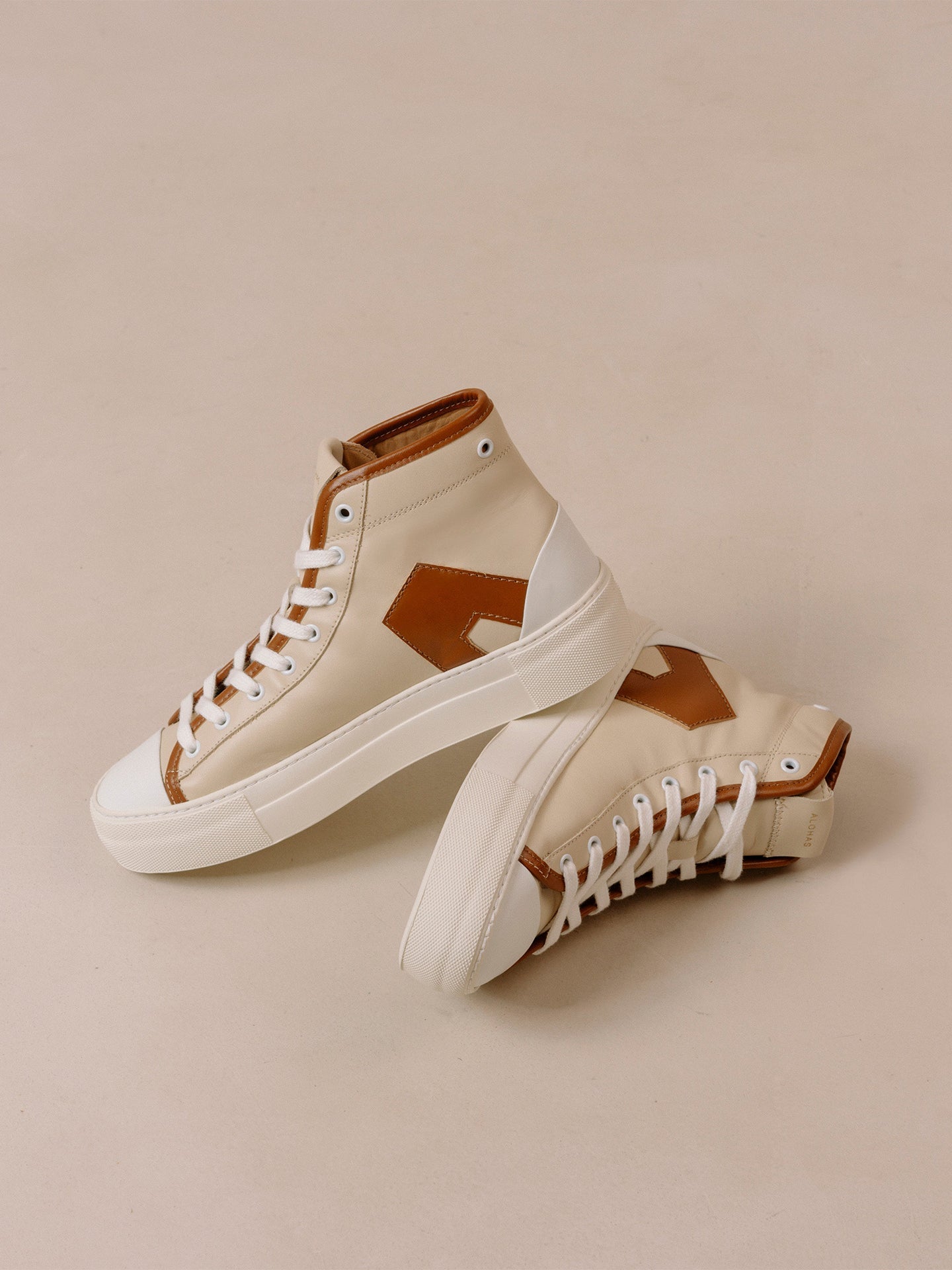 TB.35 Sneaker | Cookie