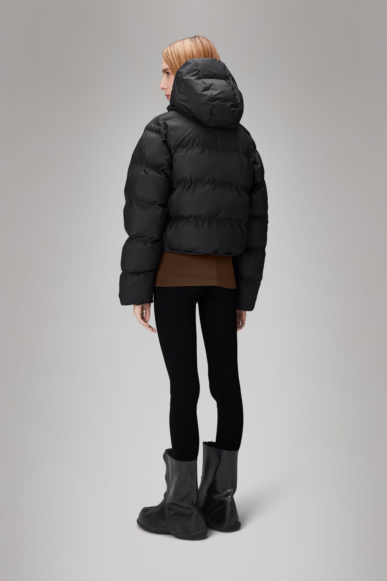 Alta Short Puffer Jacket | Black