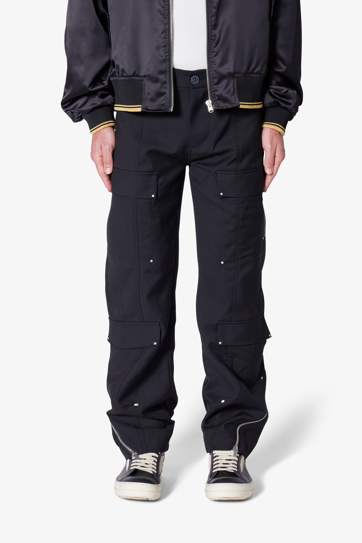 Angled Zip Cargo Pants | Black