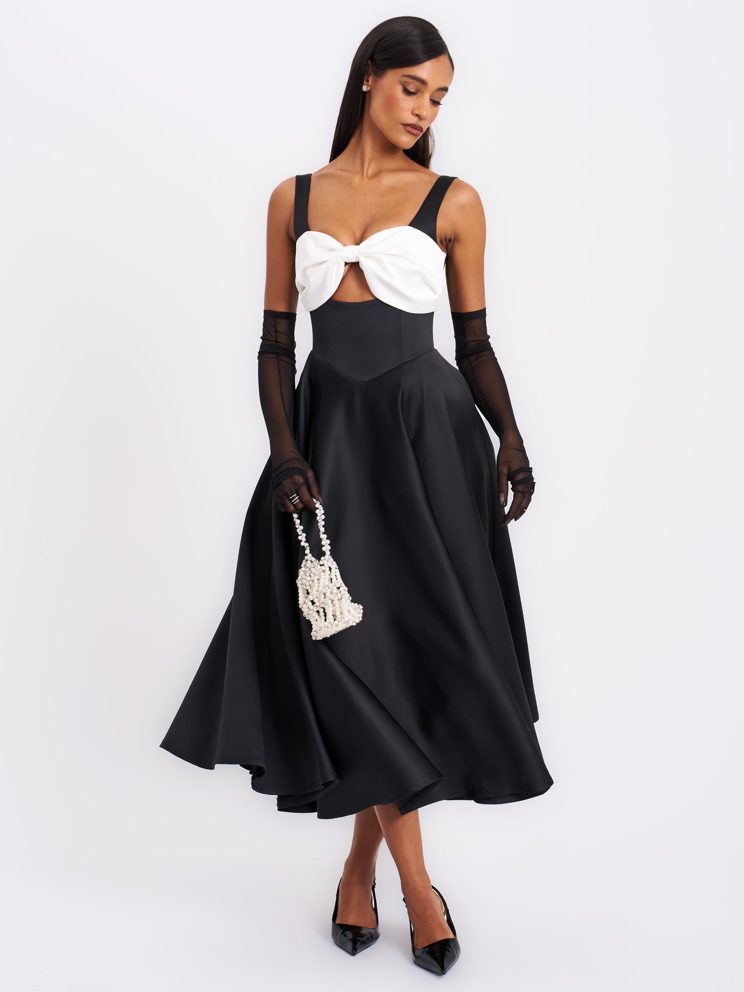 Edda Maxi Gown with White Bow | Black