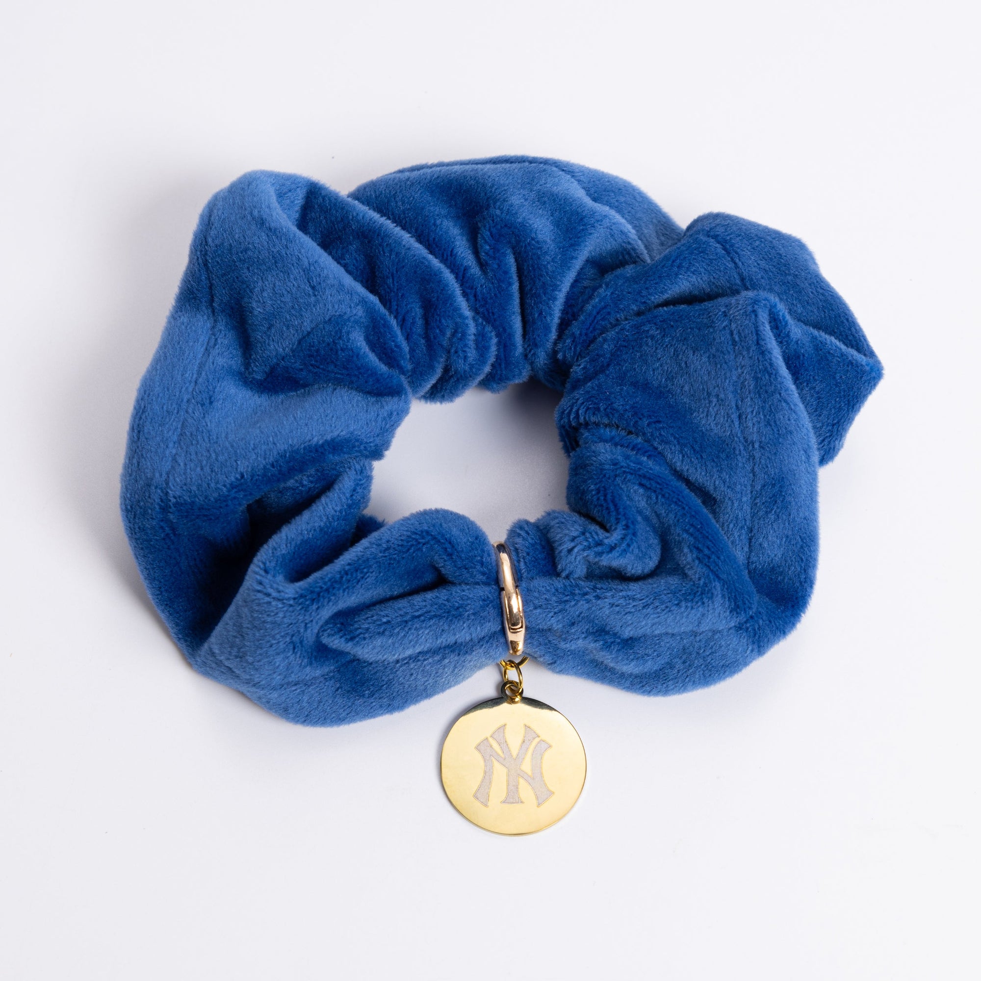 Bijoux Sport by Luv Aj MLB Velvet Twister with Logo Charm | New York Yankees