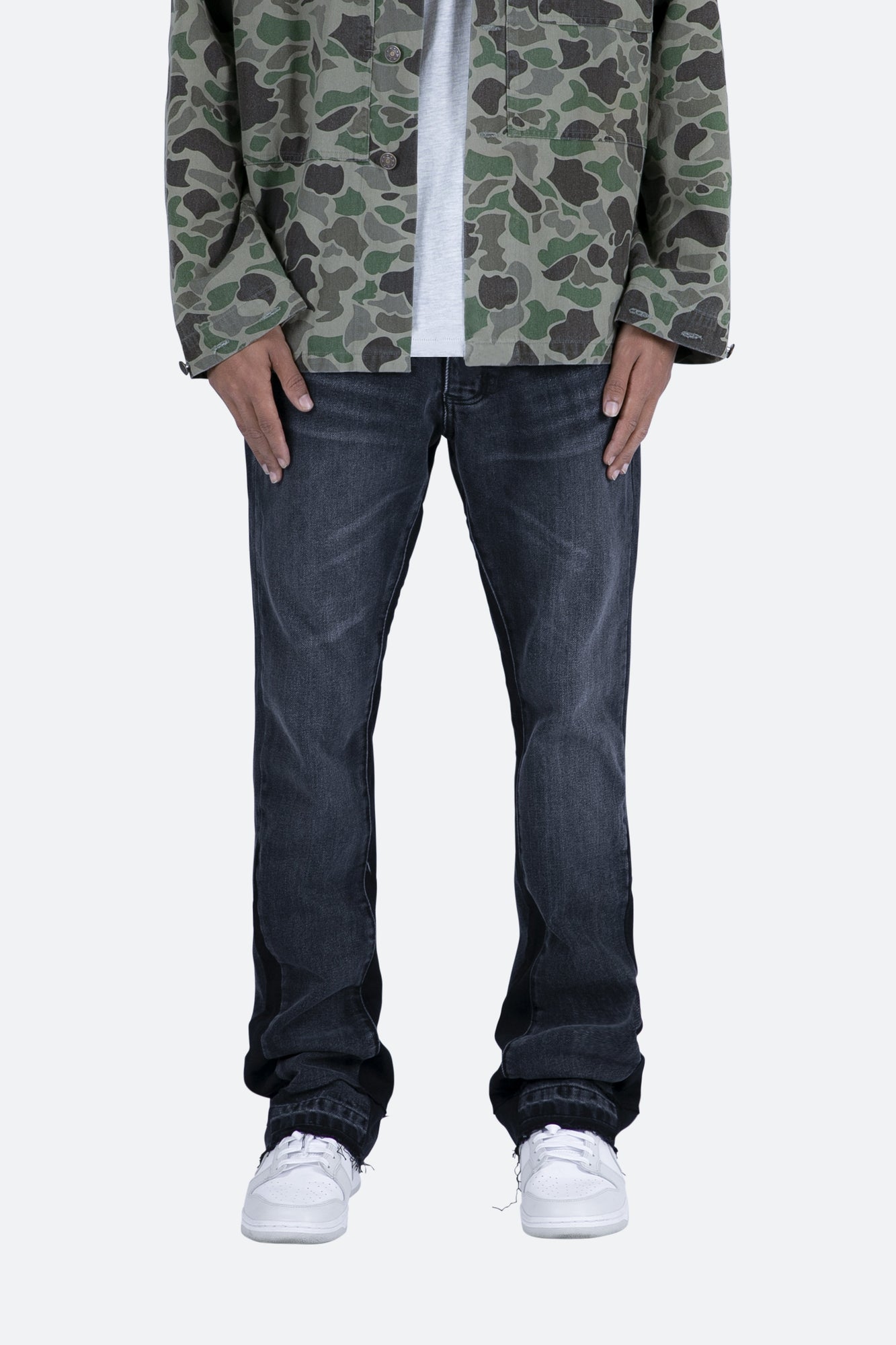 B119 Flare Denim | Black