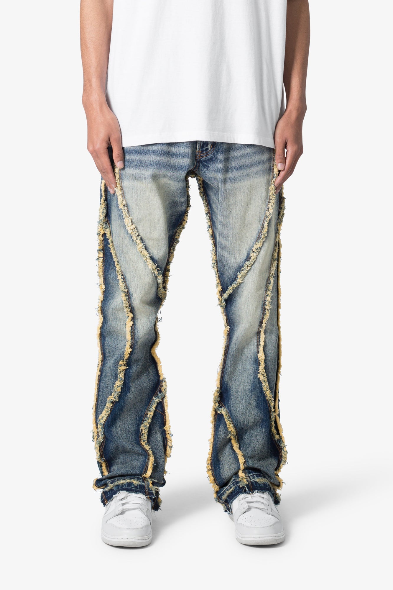B638 Ethereal Flare Rip Denim | Medium Blue