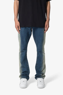 B674 Spray Flared Denim | Blue