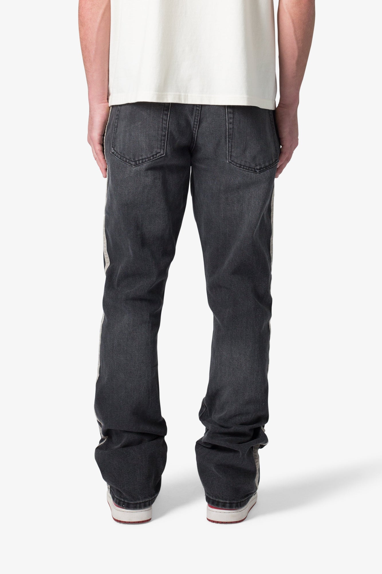 B683 Track Flare Denim | Black