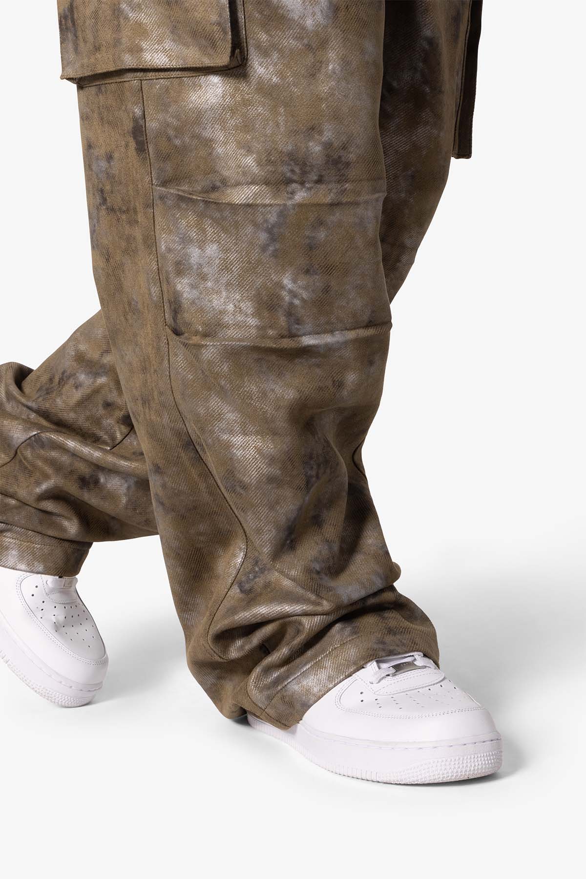 Baggy Dual Tone Sueded Cargo Pants | Olive