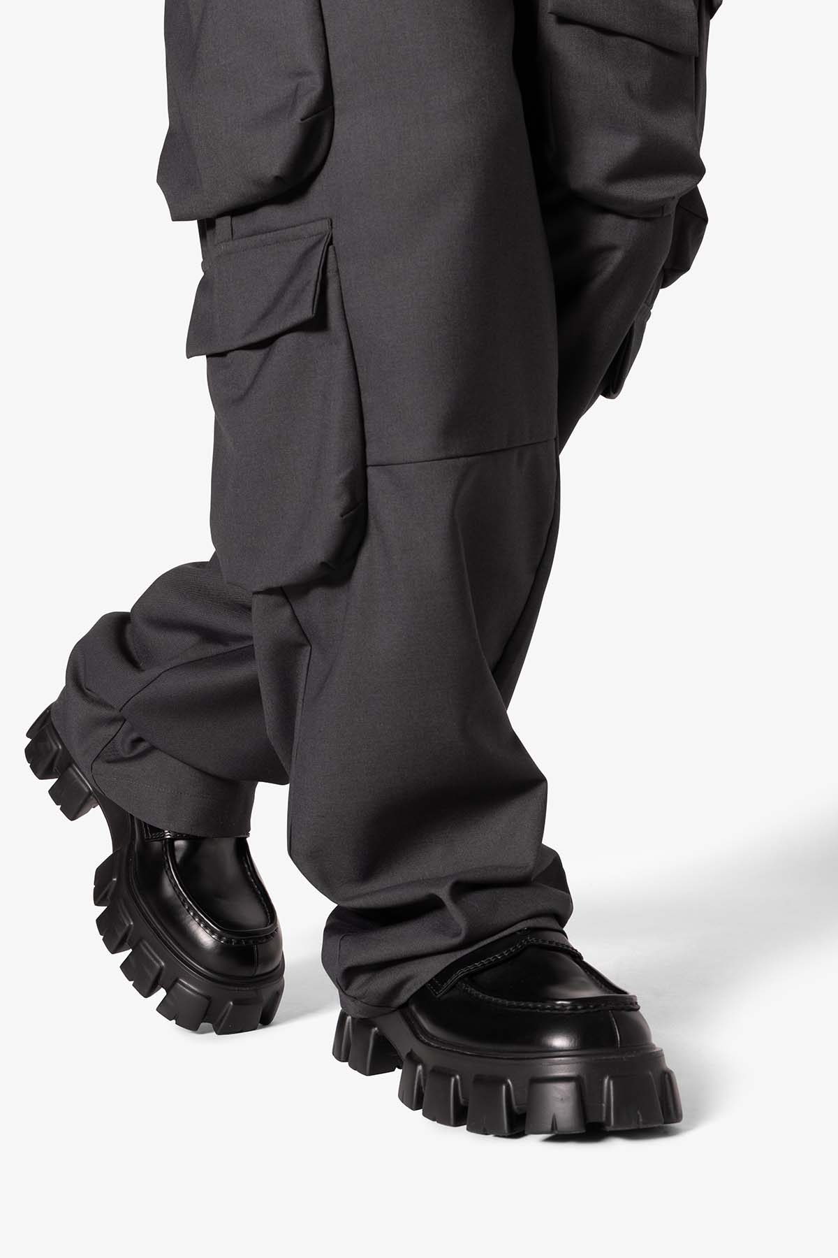 Bonded Gabardine Cargo Pants | Grey