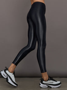 Regular Rise 7/8 Legging in Takara Shine | Black
