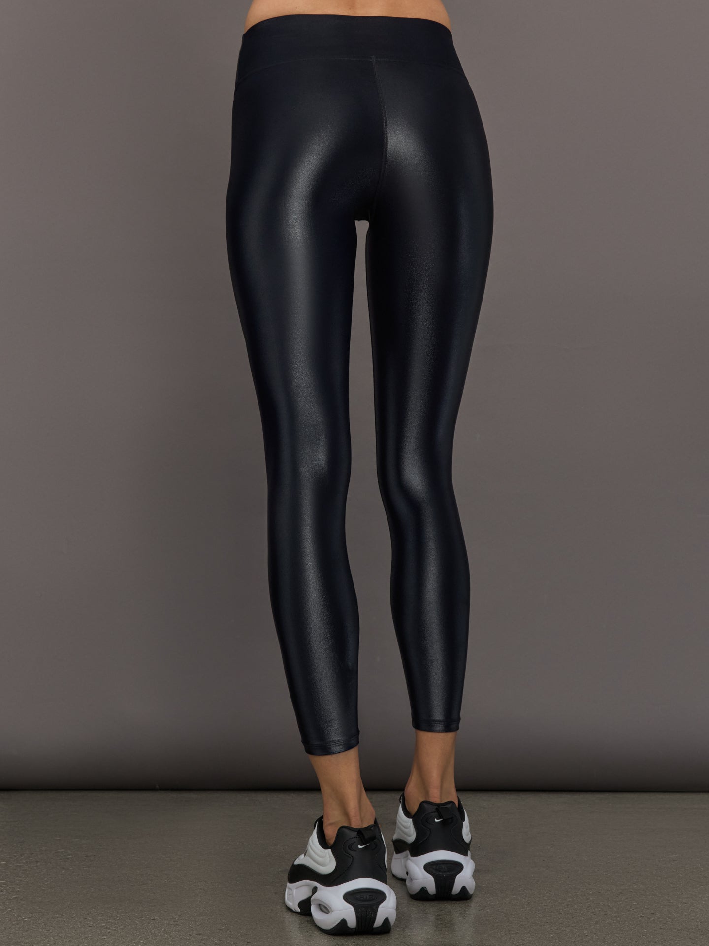 Regular Rise 7/8 Legging in Takara Shine | Black