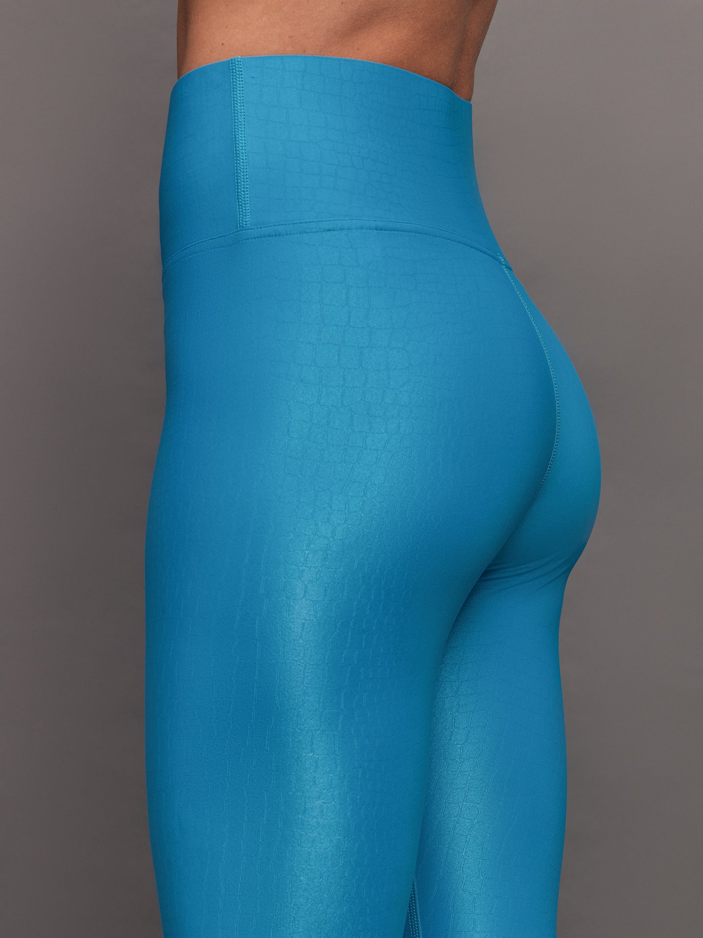 High Rise 7/8 Legging in Croc Takara Shine | Enamel Blue