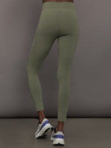 High Rise Sport Pocket Legging in Melt | Moss