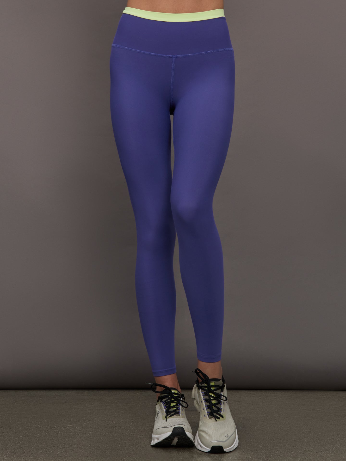 Contrast Waistband Legging in Melt | Future Dusk / Matcha
