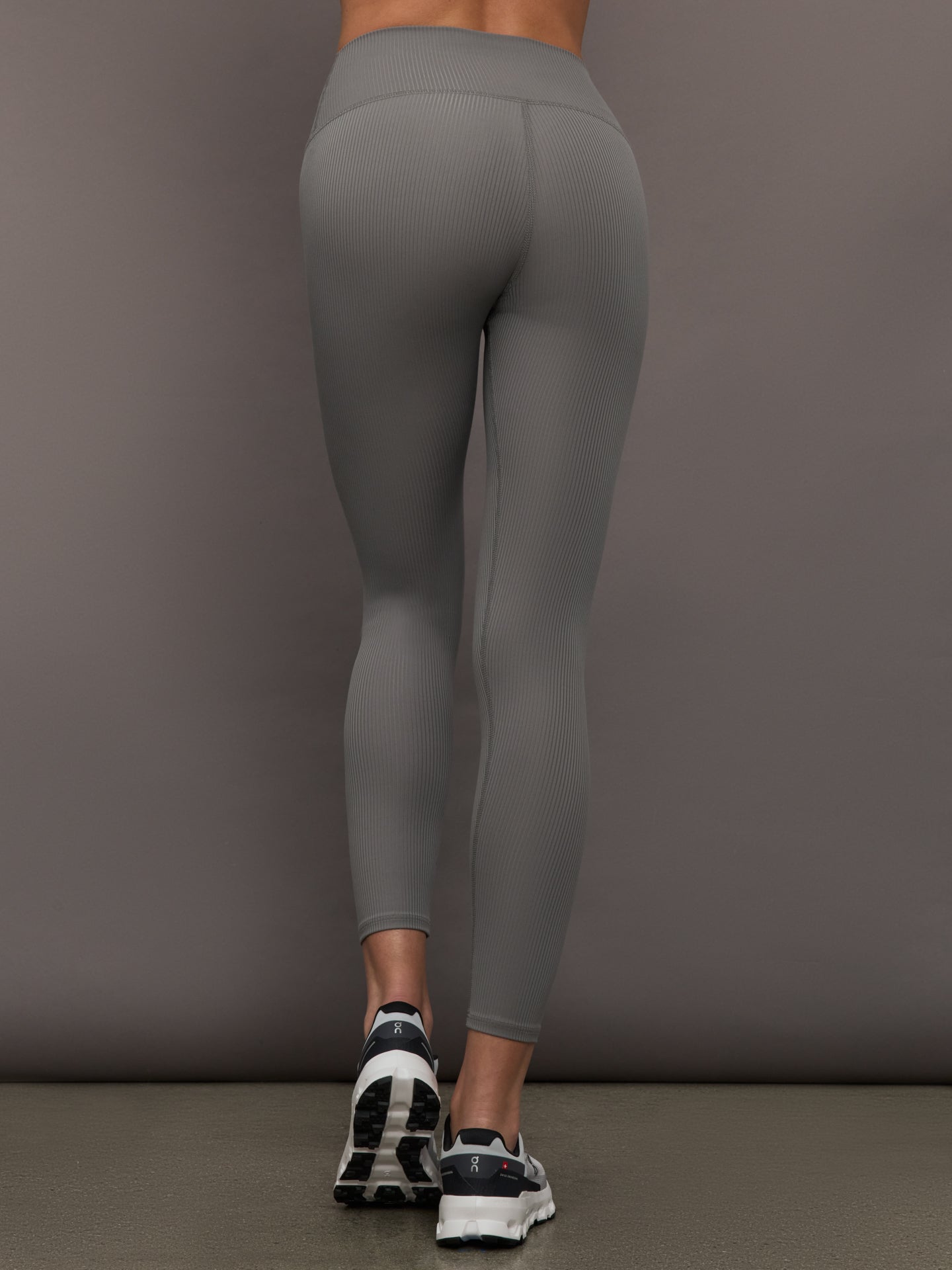 High Rise Legging in Ribbed Melt | Steel Grey