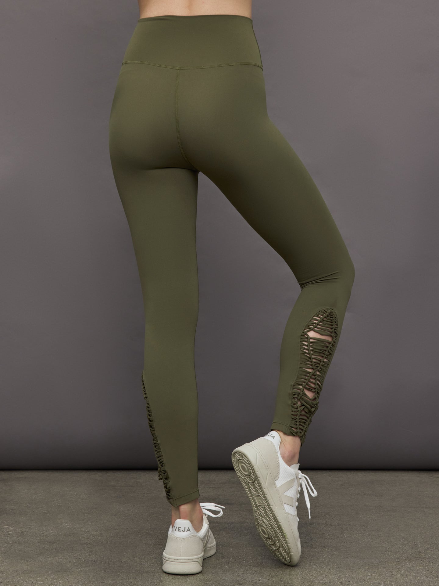 Crochet Legging in Melt | Olive