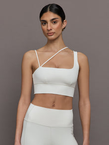 Asymmetrical Strappy Bra in Diamond Compression | Cloud Dancer